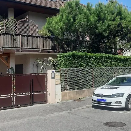 Cécilia - Parking Et Jardin Privatifs Aix-les-Bains